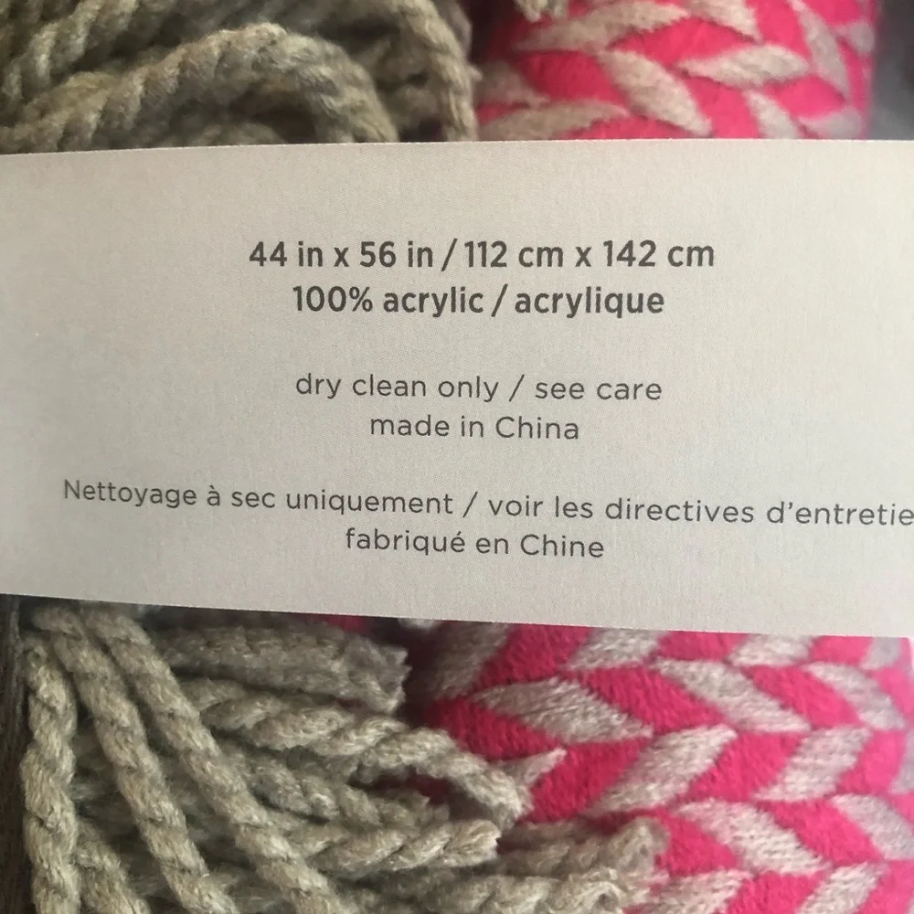NWT West Elm PINK Arrow Jacquard Throw